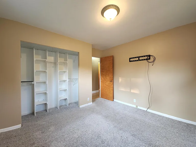 5 Valentine Ct — Photo 14