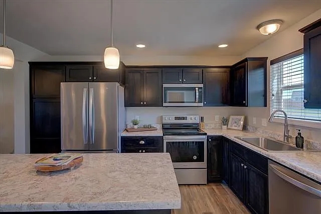 411 Steeple Point Way — Photo 9