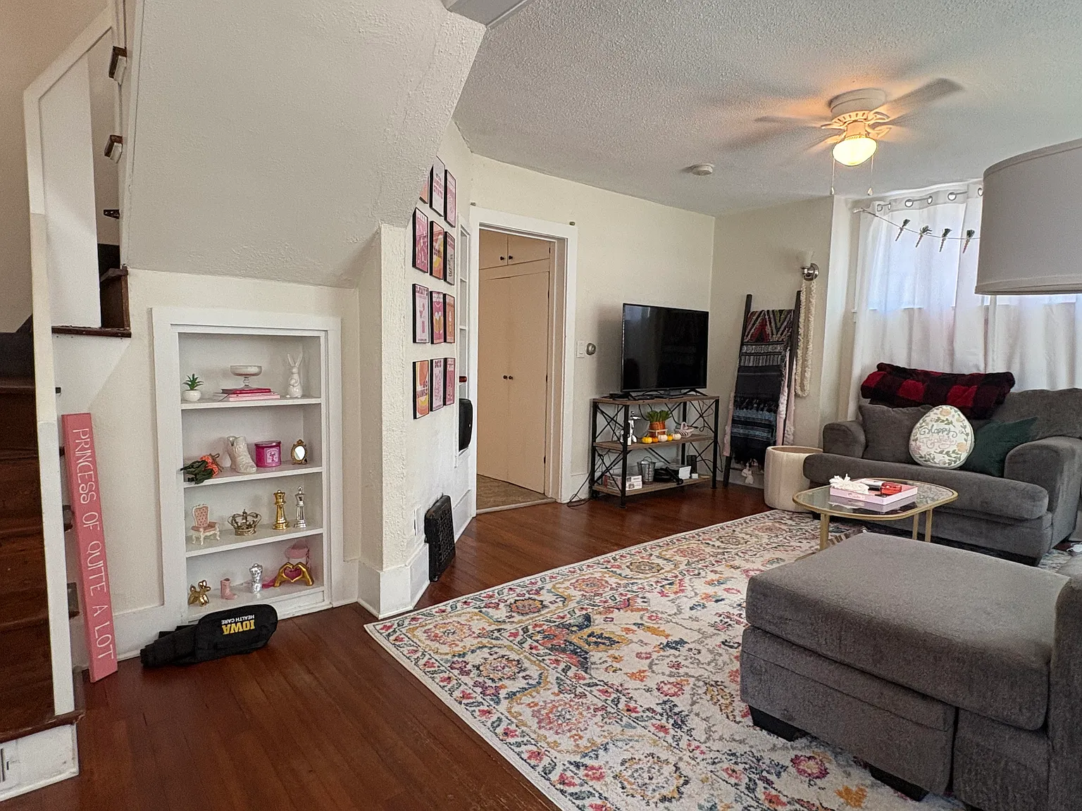 3 bed, 2136 sqft, $2,499 — Photo 3