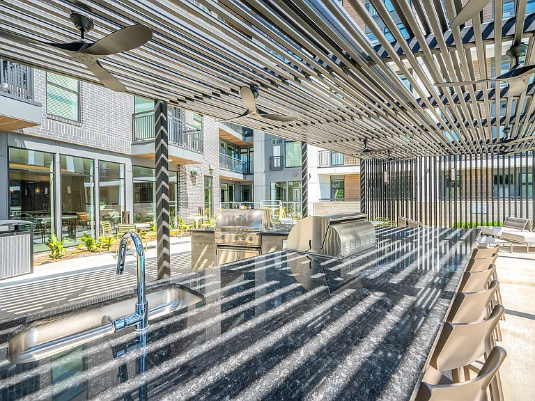 Revl Med Center — Photo 11