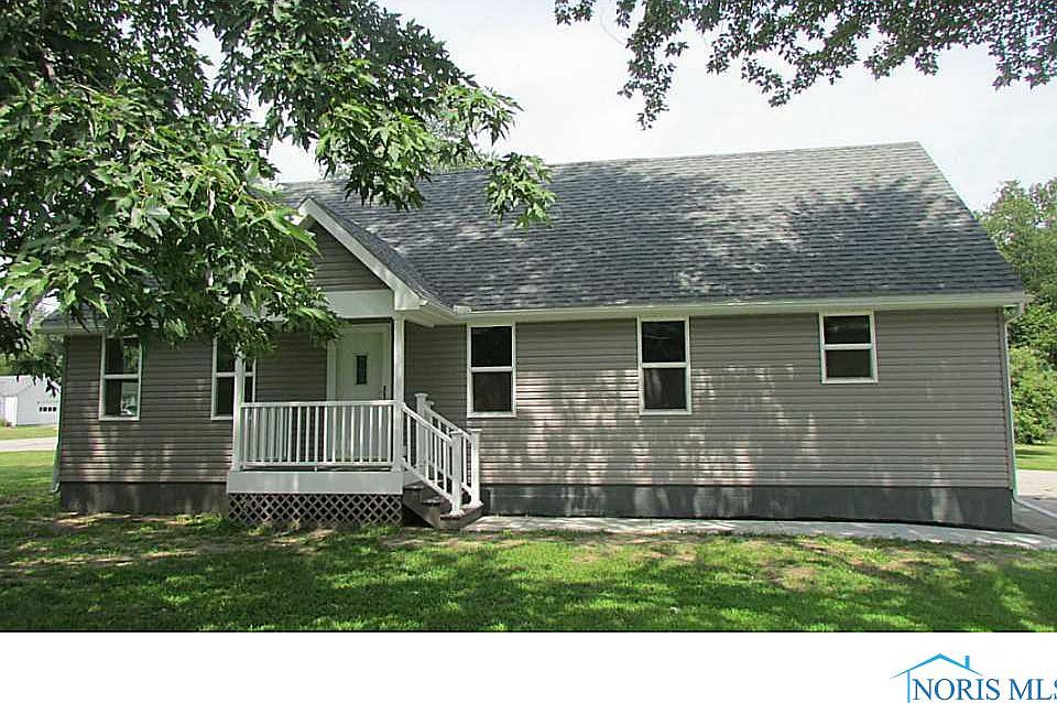 1st image of 851 Countway St