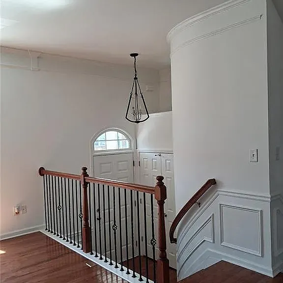 1377 Thornborough Dr — Photo 11