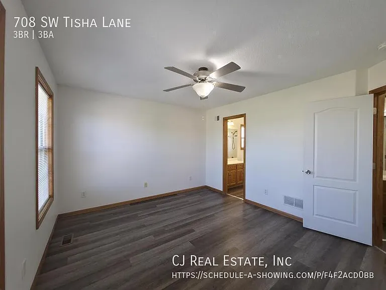 708 SW Tisha Ln — Photo 6