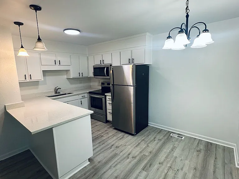 1 Villa Dr #1C — Photo 3