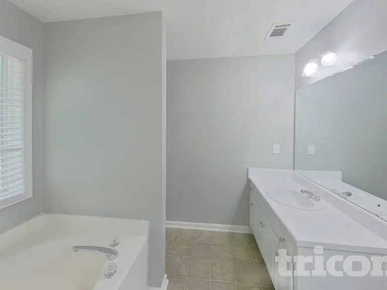 65 Cranbrook Ct — Photo 10