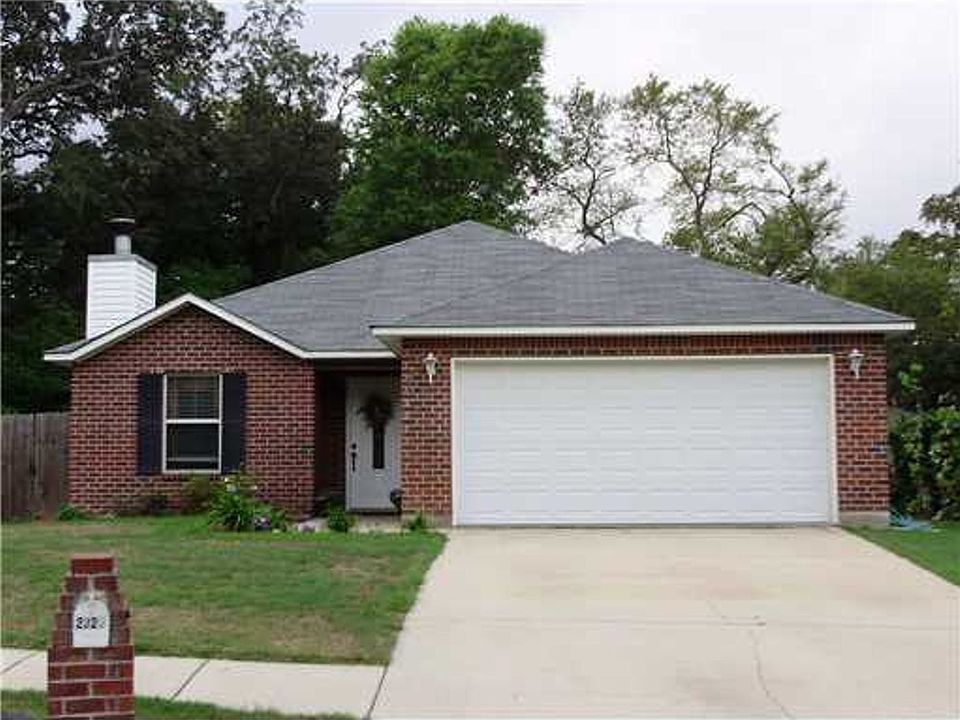 1st image of 2323 Anniston Oaks Dr