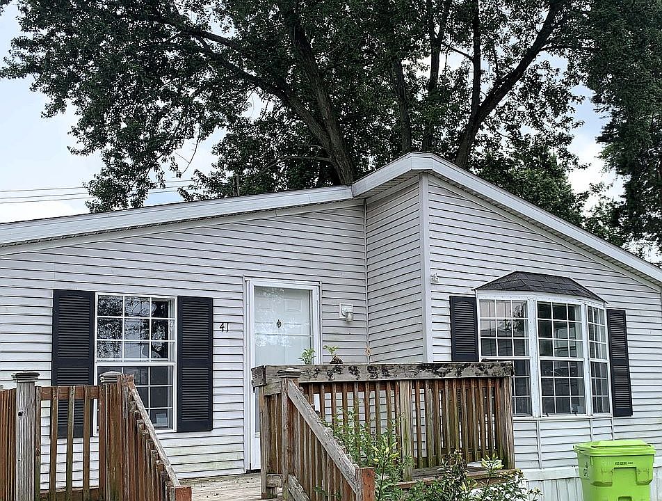 1st image of 41 Brookside Pl