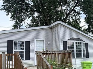 41 Brookside Pl, Northville, MI 48167