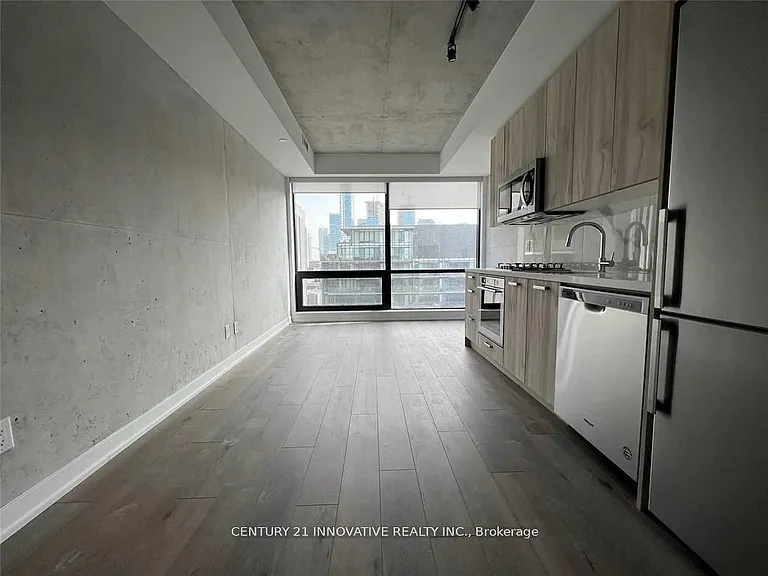 458 Richmond St W #905 — Photo 11