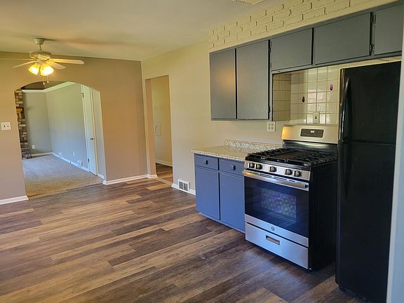 4th image of 4100 Kalamazoo Ave SE