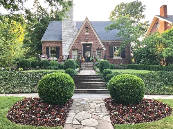345 Dudley Rd, Lexington, KY 40502