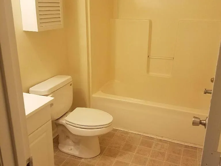 515 Mansion St #515 — Photo 4