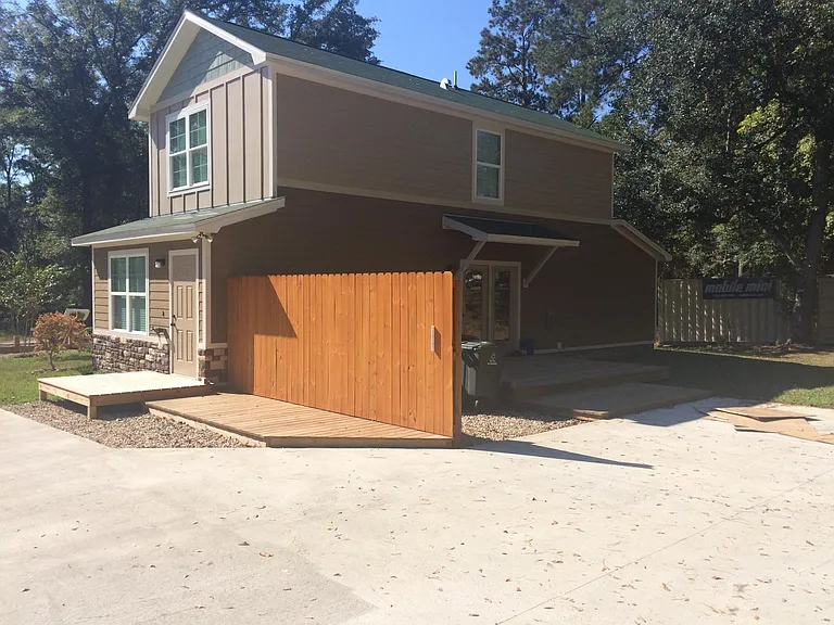 2556 Bilbrey Dr — Photo 4