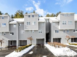 911 Sherwood Forest Ln #911, Saugus, MA 01906