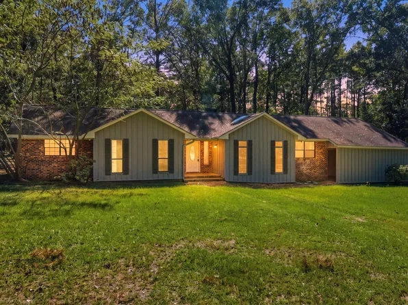 1625 Mississippi #42, Sumrall, MS 39482