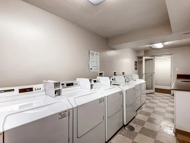 Fountainhead Apartments — Photo 13