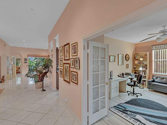 5th image of 10877 Royal Caribbean Cir