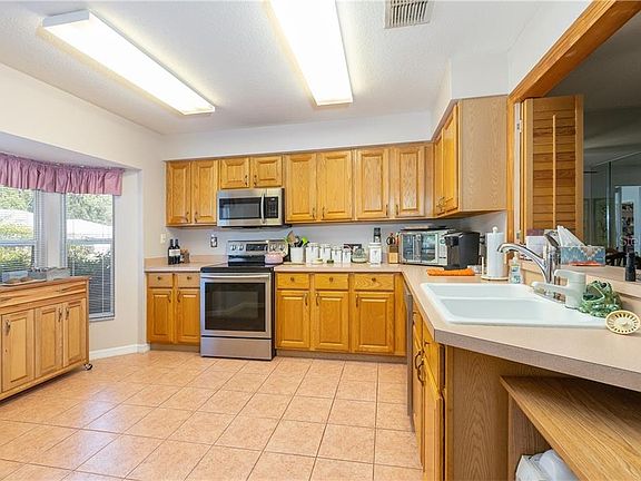 5th image of 29412 Schinnecock Hills Ln
