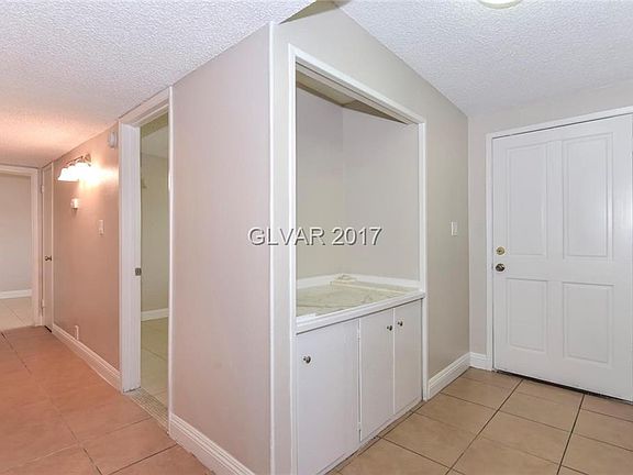 3rd image of 4511 Harmon Cir