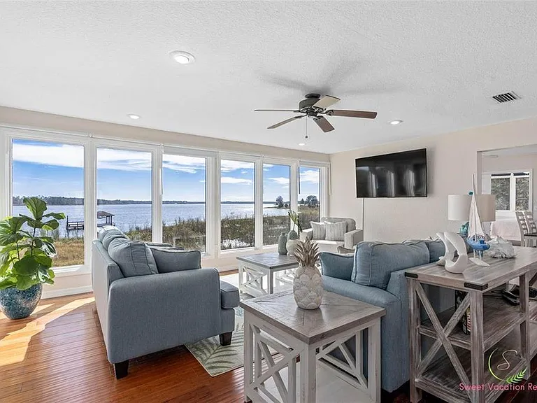 14182 Lake Mary Jane Rd — Photo 27