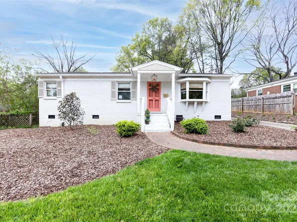 4820 Murrayhill Rd, Charlotte, NC 28209