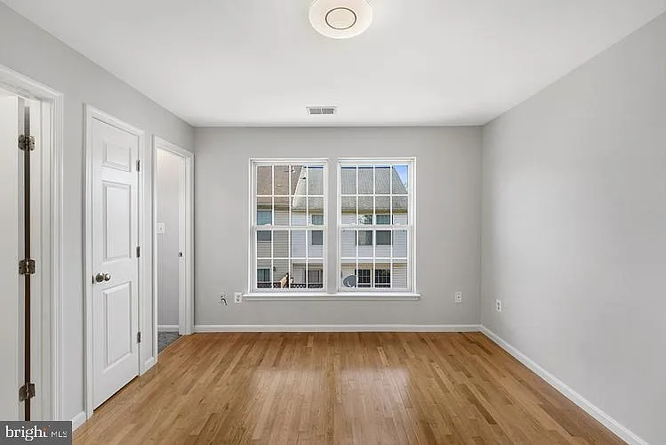 13811 Churchville Dr — Photo 24