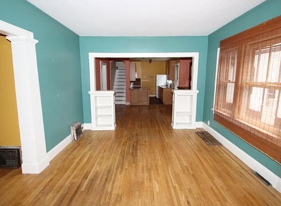 5th image of 1818 Newton Ave N