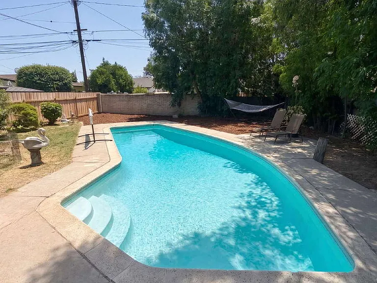 15544 Romar St — Photo 2