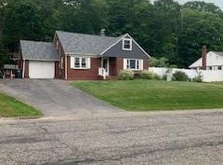 165 Pineridge Rd, Torrington, CT 06790