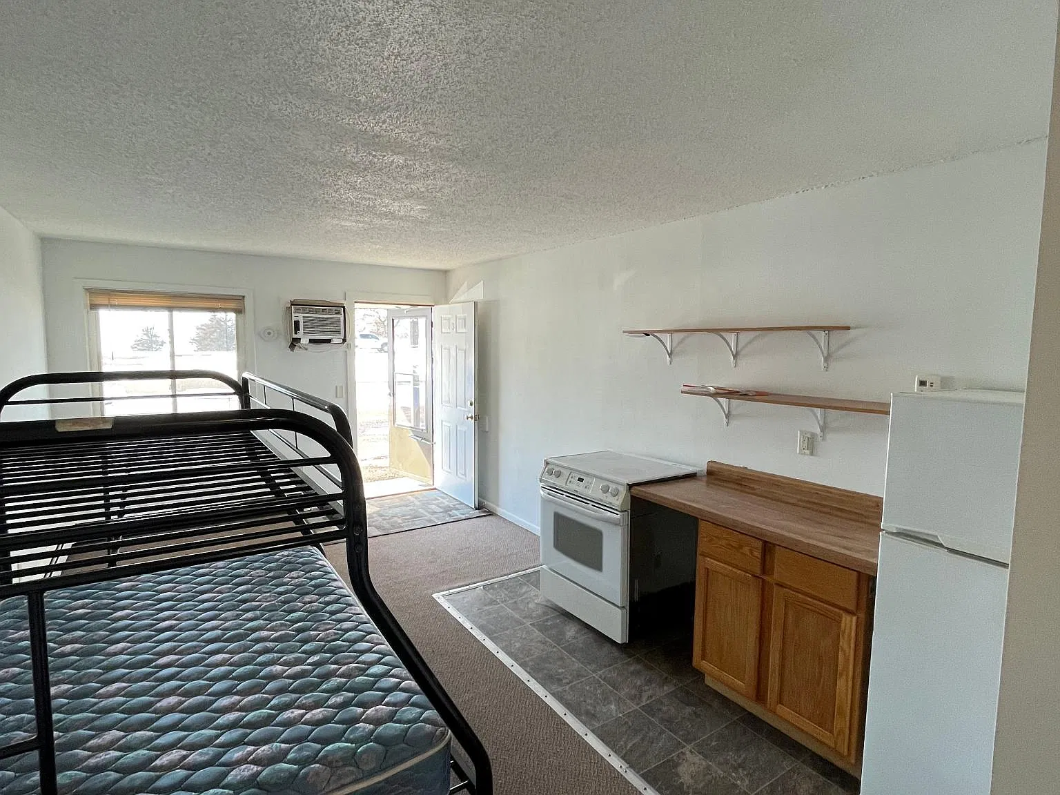 25525 Helena Blvd — Photo 4