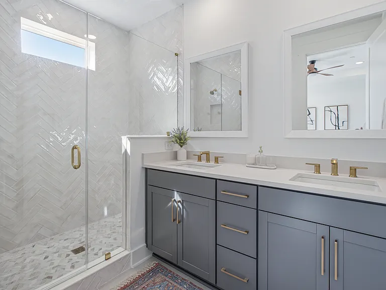 2044 Prudential Dr — Photo 21