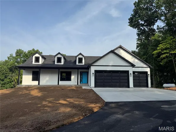 3989 Patton Rd, Moscow Mills, MO 63379