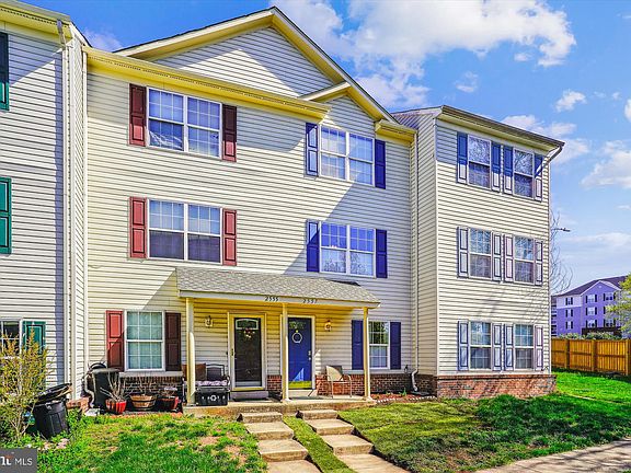 3rd image of 2557 Peter Jefferson Ln