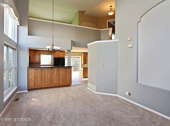 3rd image of 7024 Westwood Dr