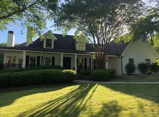 961 Tullis Rd, Lawrenceville, GA 30043