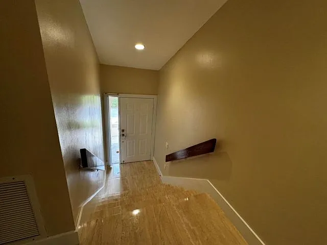 5520 Coach House Cir — Photo 14