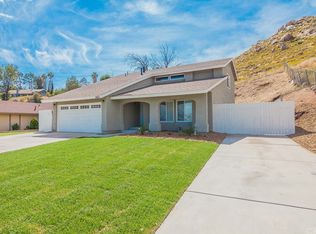 4431 Estrada Dr, Riverside, CA 92509