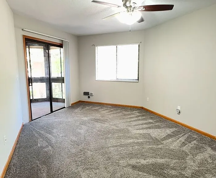 2 Pinehurst Pl #2 — Photo 10