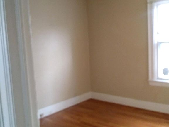 5th image of 291 Richmond Ave #1