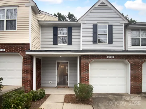 9930 Birch Knoll Ct, Charlotte, NC 28213