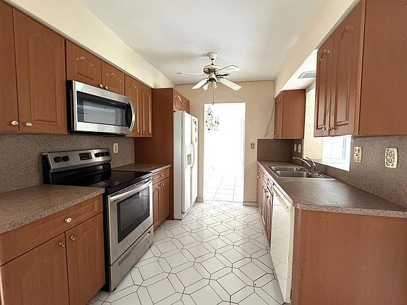 4th image of 9210 NW 73rd Street