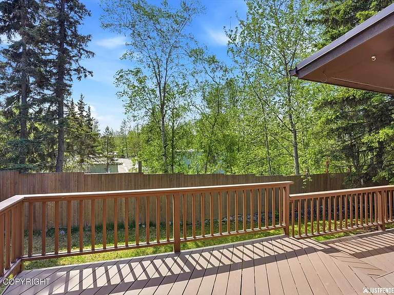 2100 Churchill Dr — Photo 66