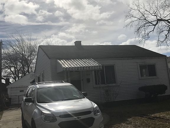 3rd image of 1550 E George Ave #1