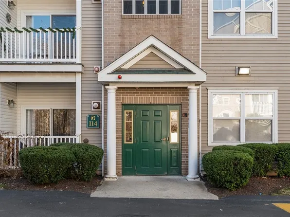 114 Mill St APT 204, Woonsocket, RI 02895