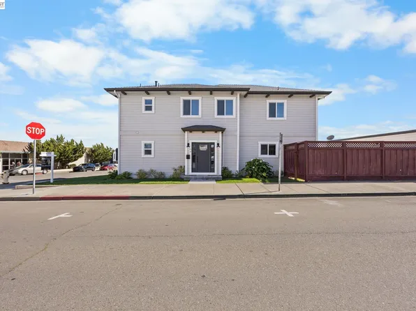 47 N 2nd St, Rio Vista, CA 94571