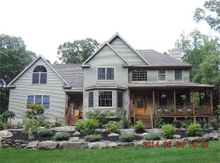 6 Saul Trl, Wallkill, NY 12589