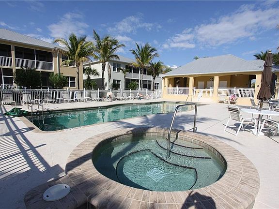 4th image of 2002 Bal Harbor Blvd #11