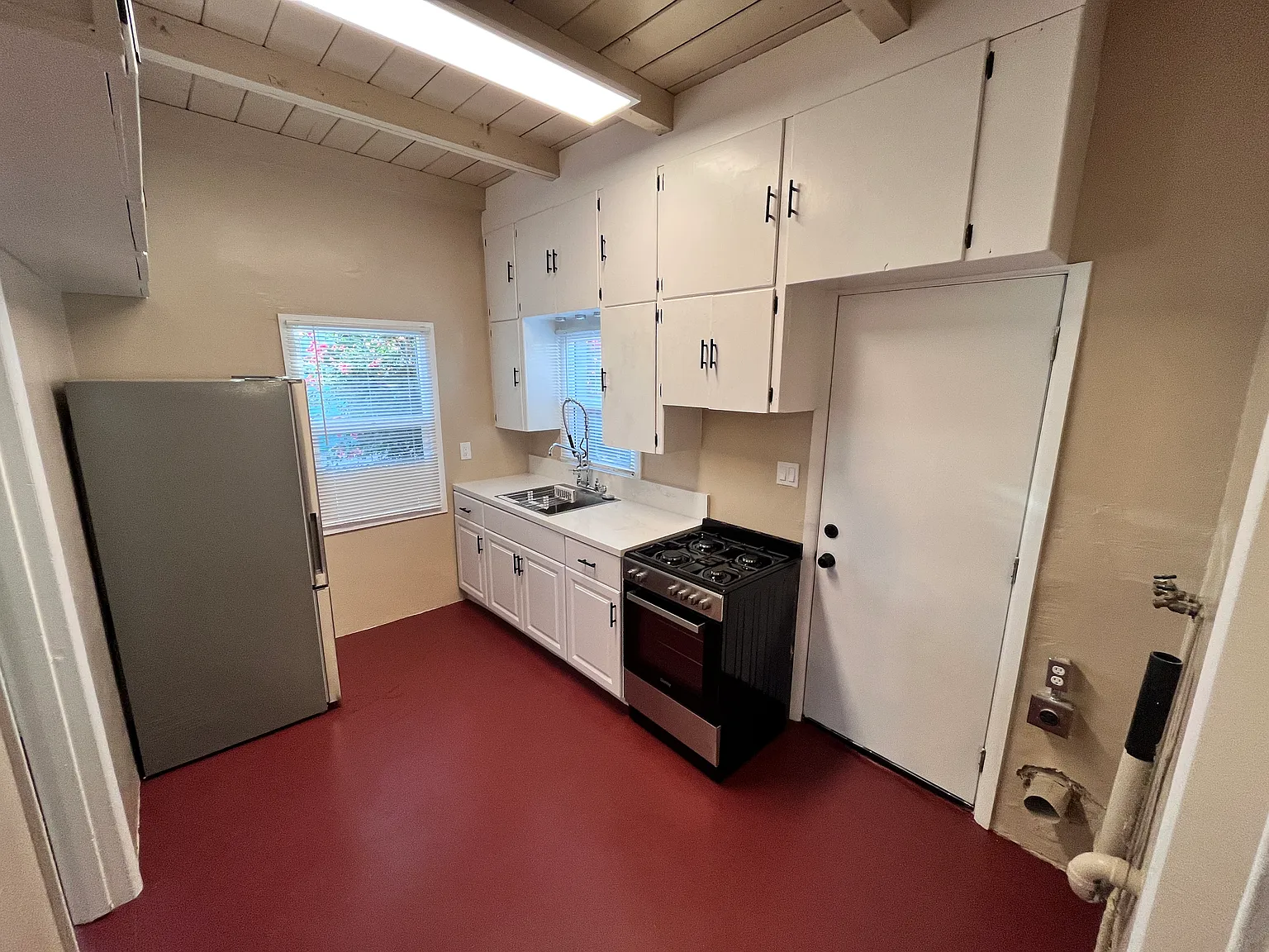 1 bed, 470 sqft, $675 — Photo 4