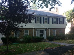 34 Wolcott Road Ext, Brookline, MA 02467