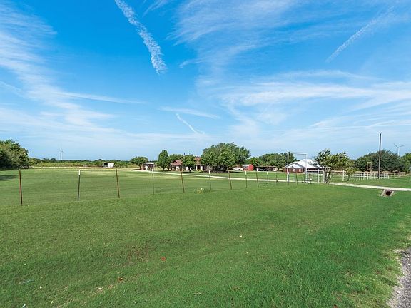 4th image of 7951 Fm 339 N